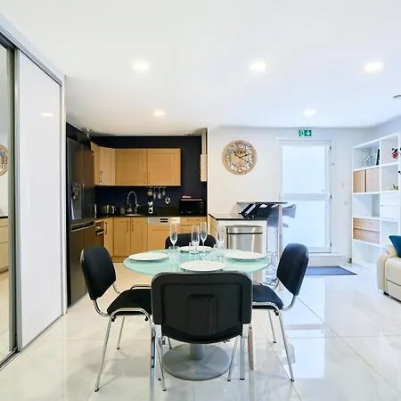 Le Zenora - T2 - Zen, Moderne And Confortable شقة سكلين