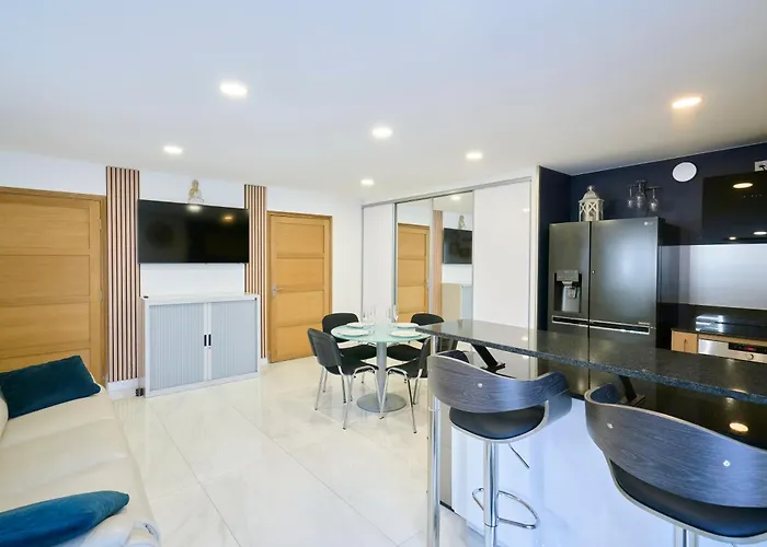 Apartment Le Zenora - T2 - Zen, Moderne And Confortable
